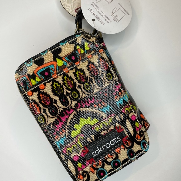 Sakroots | Smartphone Wristlet | Multi - Picture 5 of 8